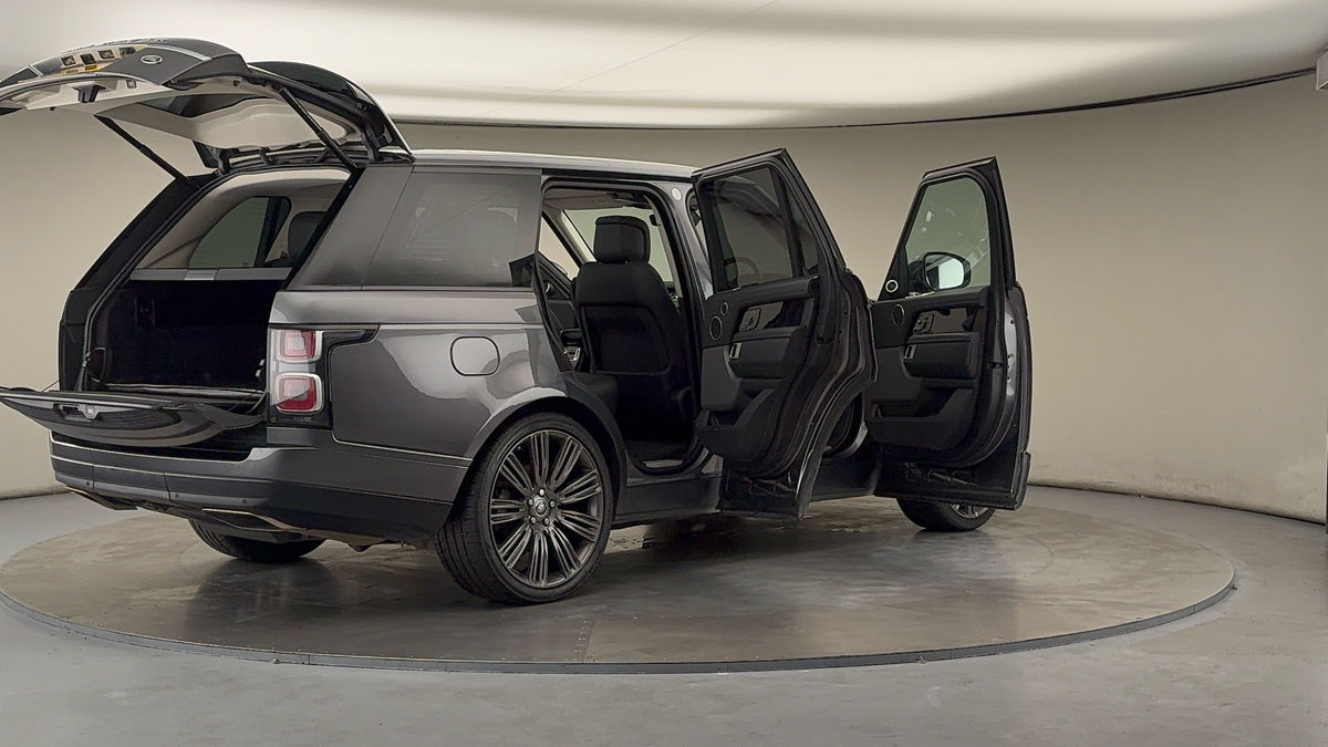 More views of Land Rover Range Rover