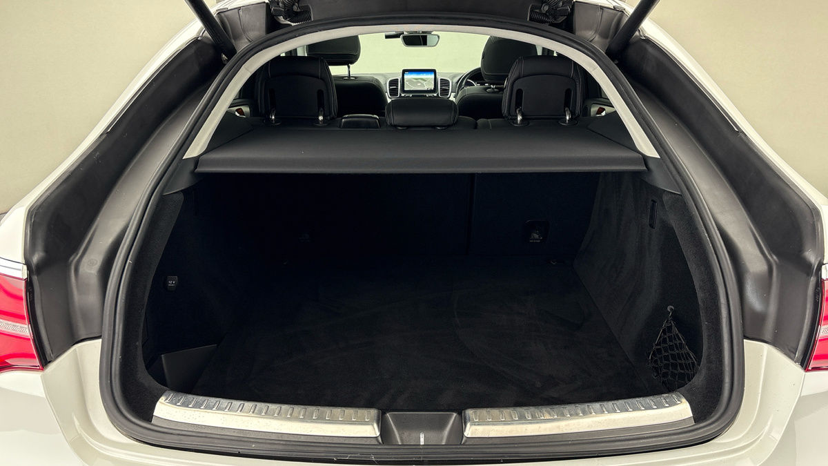 Mercedes-Benz GLE Image 11
