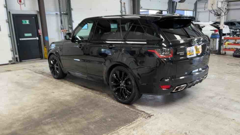 More views of Land Rover Range Rover Sport