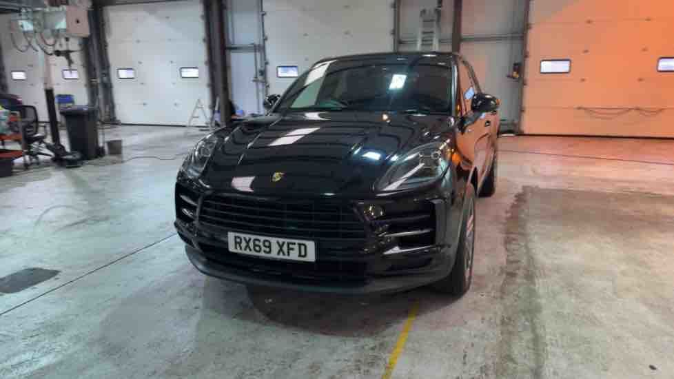 More views of Porsche Macan