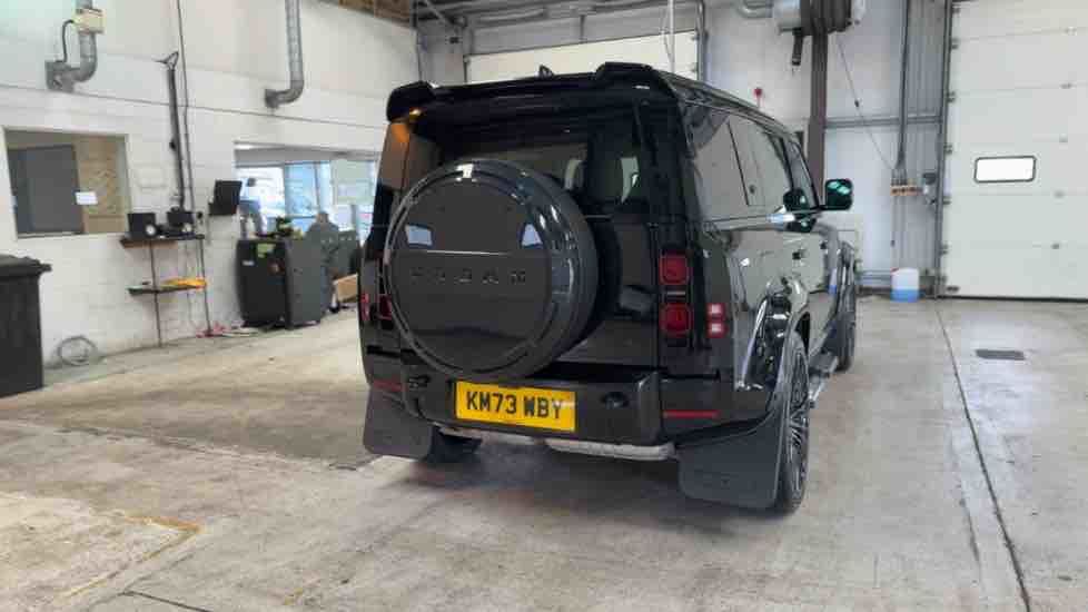 More views of Land Rover Defender 110