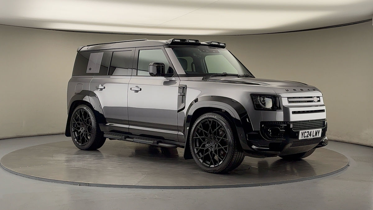 More views of Land Rover Defender 110