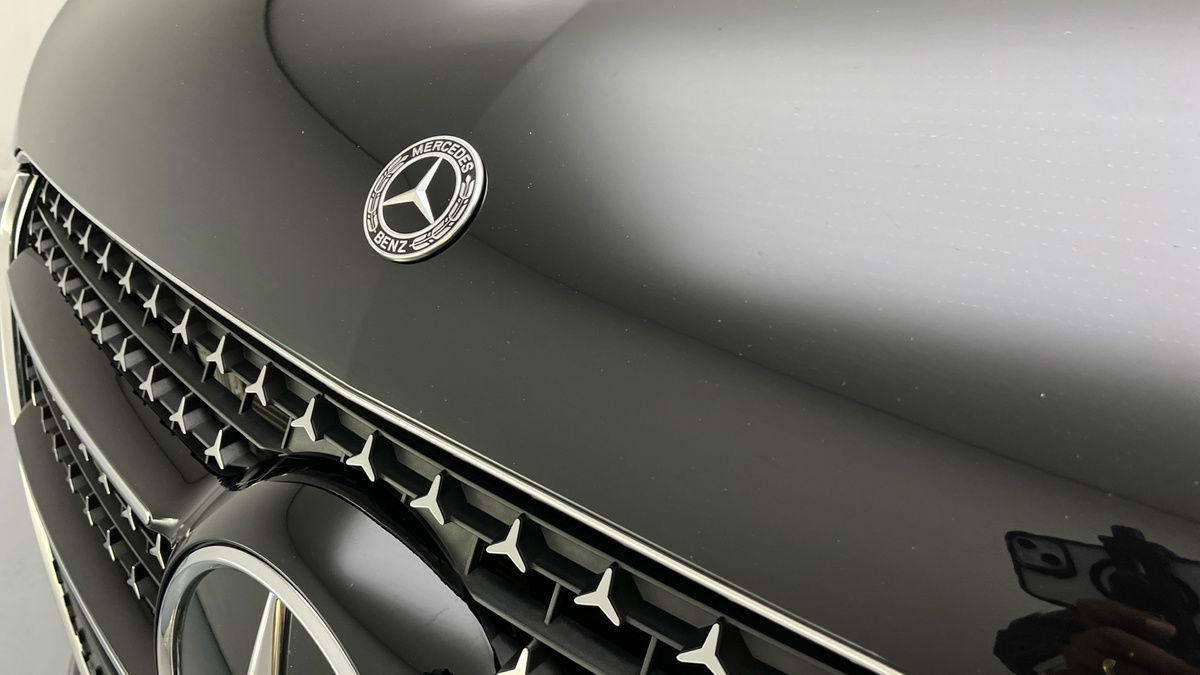 Mercedes-Benz V Class Image 24