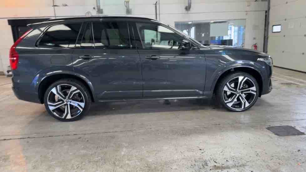 More views of Volvo XC90