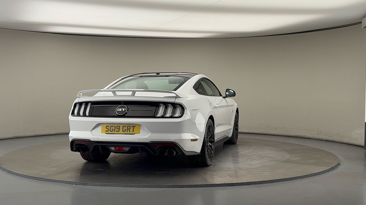 More views of Ford Mustang