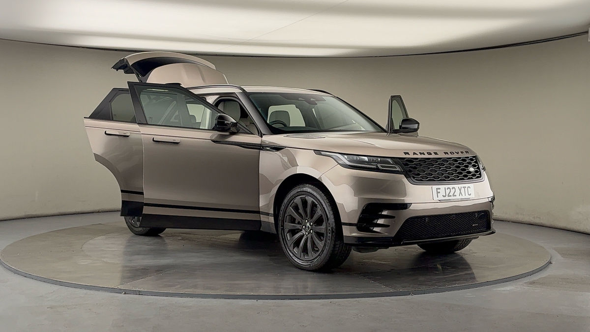 More views of Land Rover Range Rover Velar