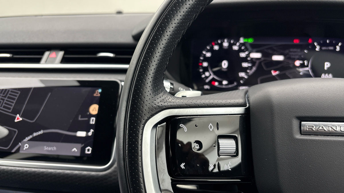 Land Rover Range Rover Velar Image 13