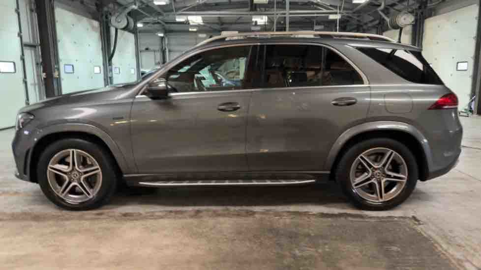 More views of Mercedes-Benz GLE