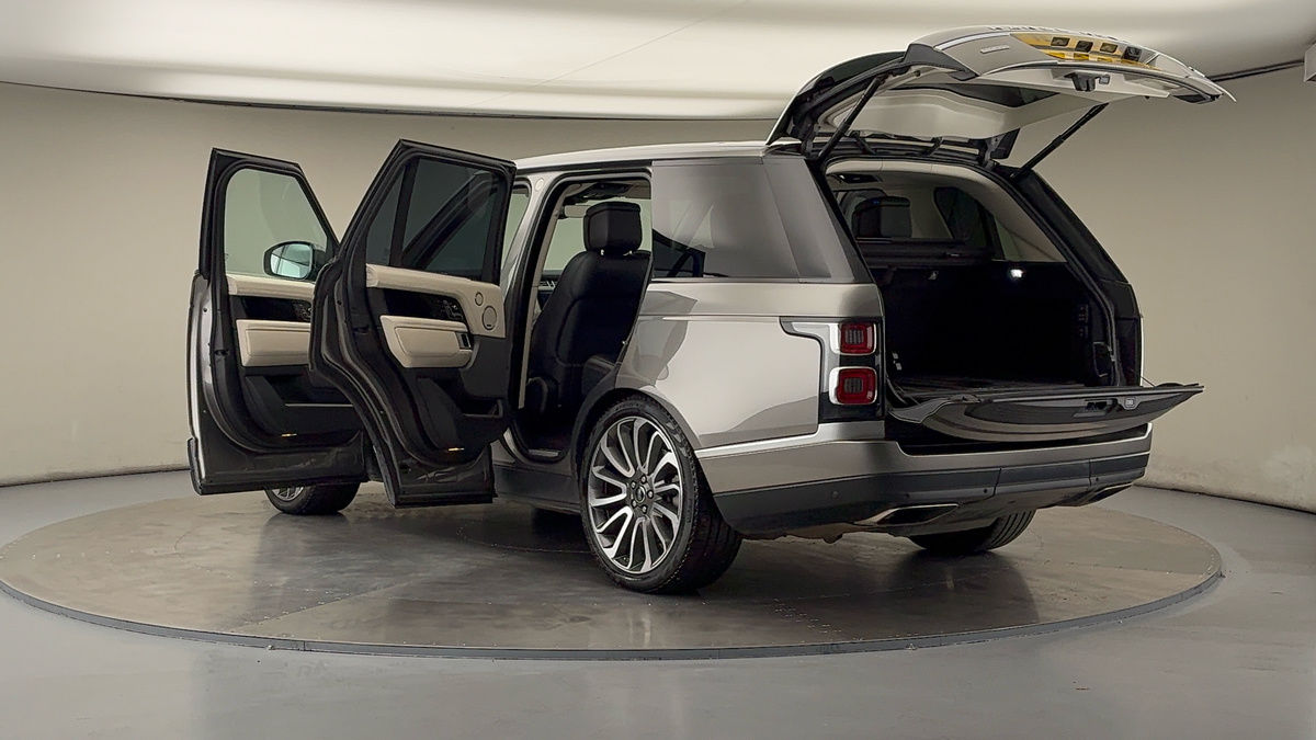 More views of Land Rover Range Rover