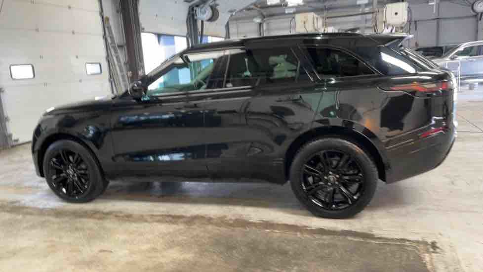 More views of Land Rover Range Rover Velar