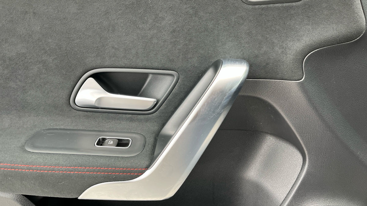 Mercedes-Benz A Class Image 19