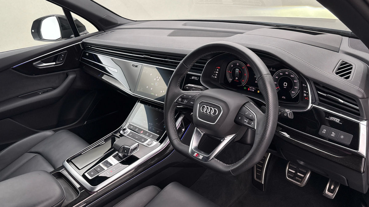 Audi Q7 Image 5