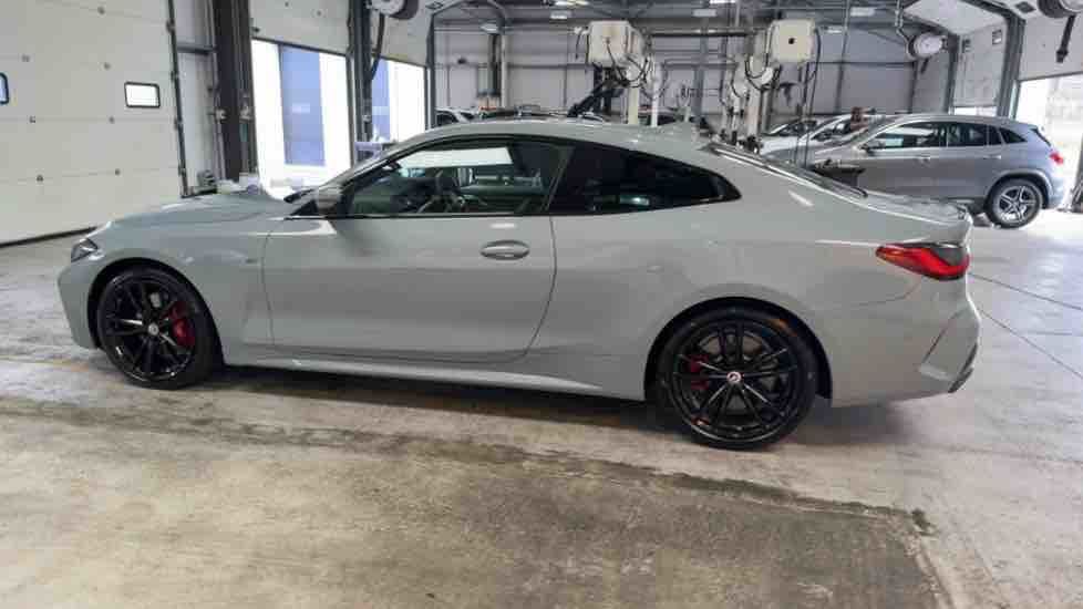 More views of BMW 4 Series