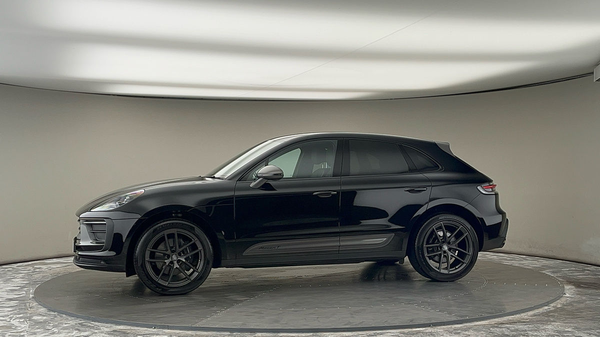 More views of Porsche Macan