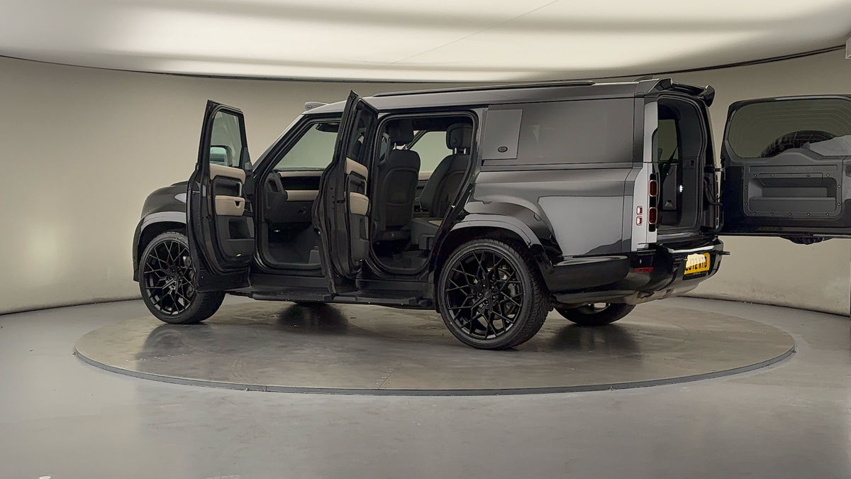 More views of Land Rover Defender 130