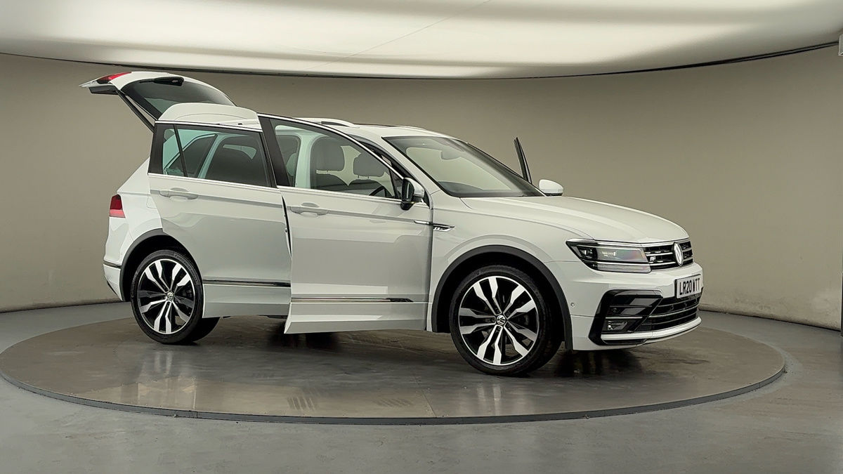 More views of Volkswagen Tiguan