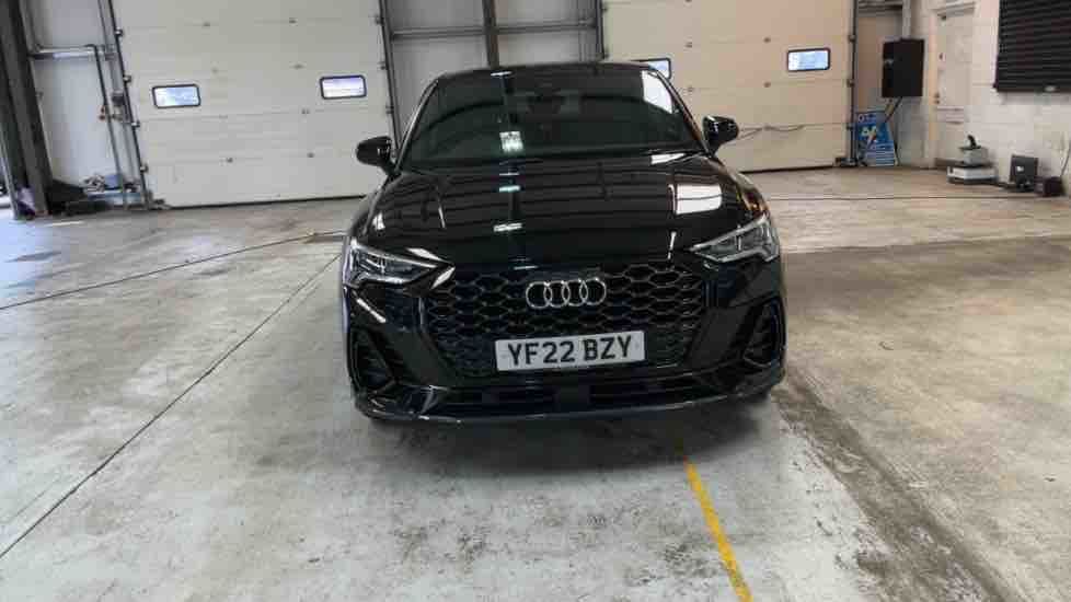 More views of Audi Q3