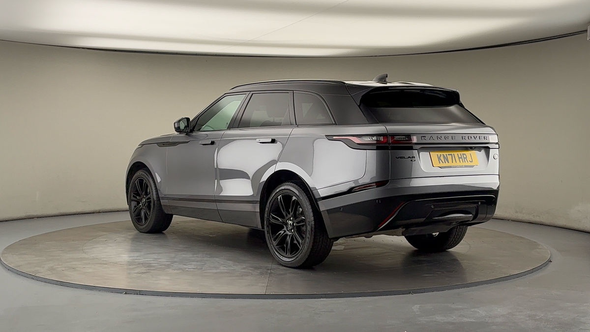 Land Rover Range Rover Velar Image 2