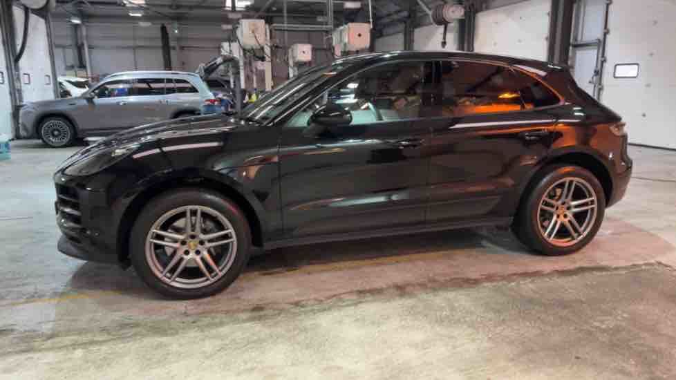 More views of Porsche Macan