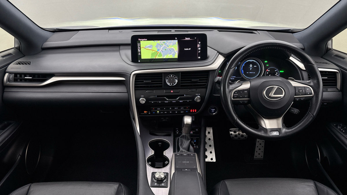 Lexus RX Image 12