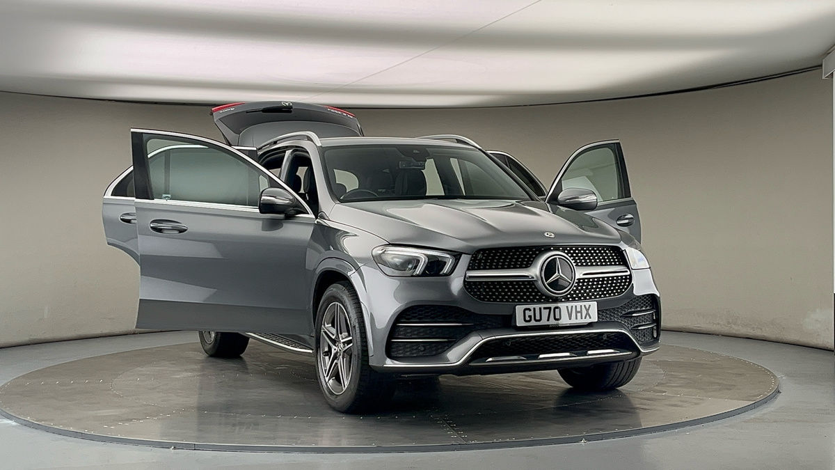 More views of Mercedes-Benz GLE