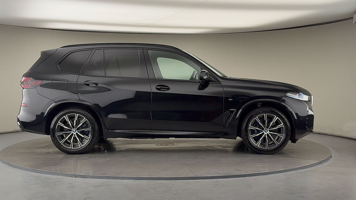 BMW X5 Image 16
