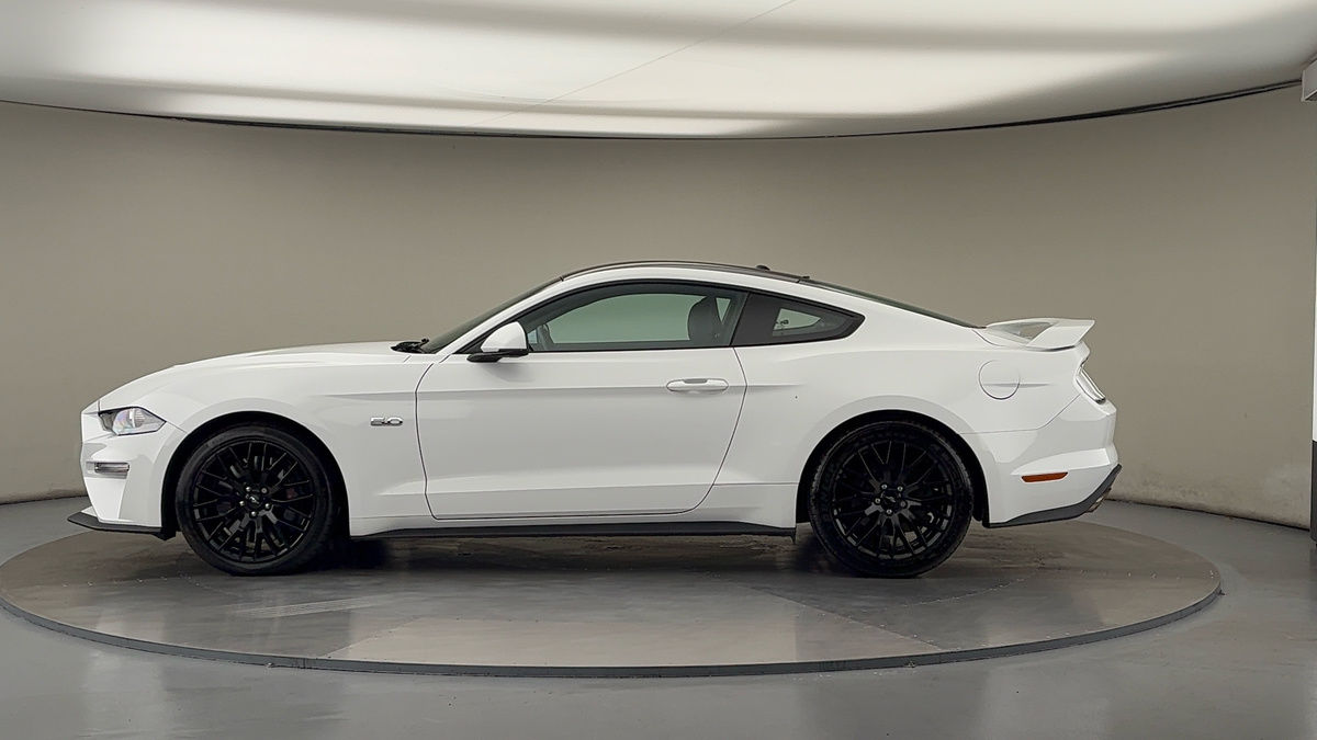 Ford Mustang Image 15