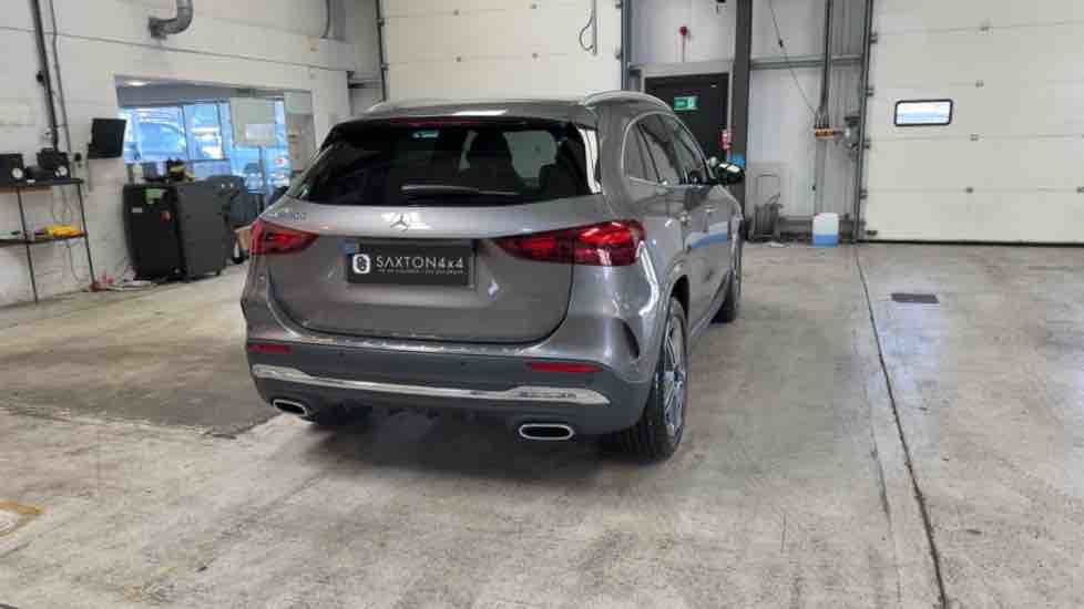 More views of Mercedes-Benz GLA