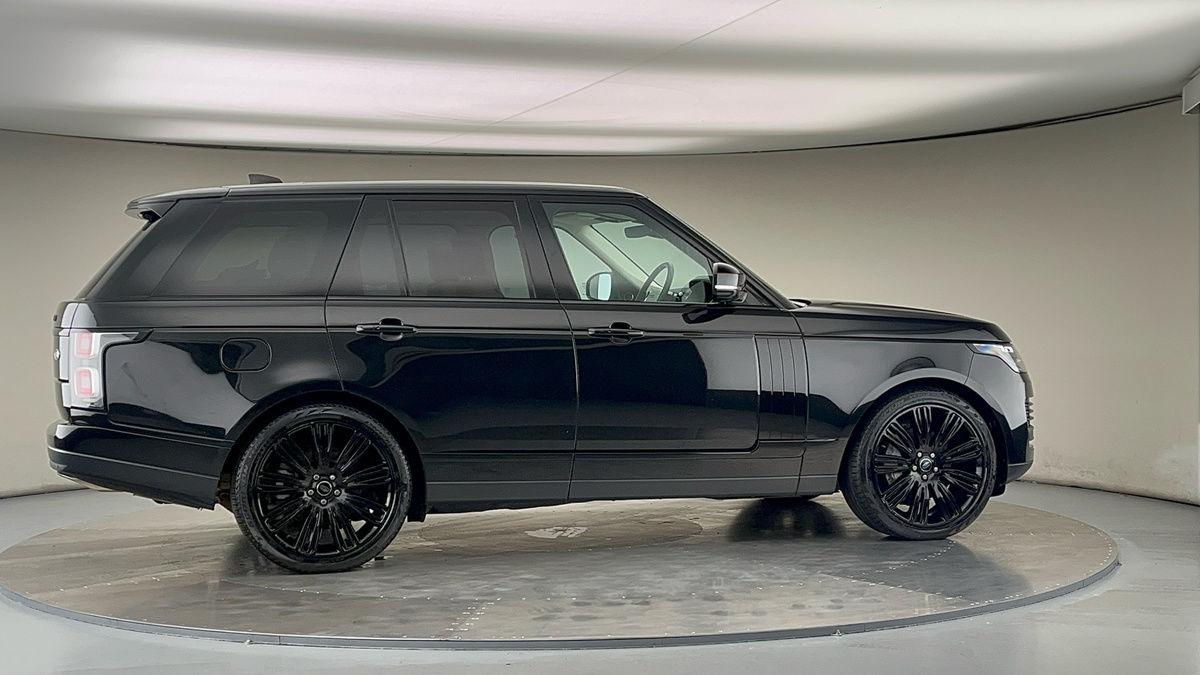 More views of Land Rover Range Rover