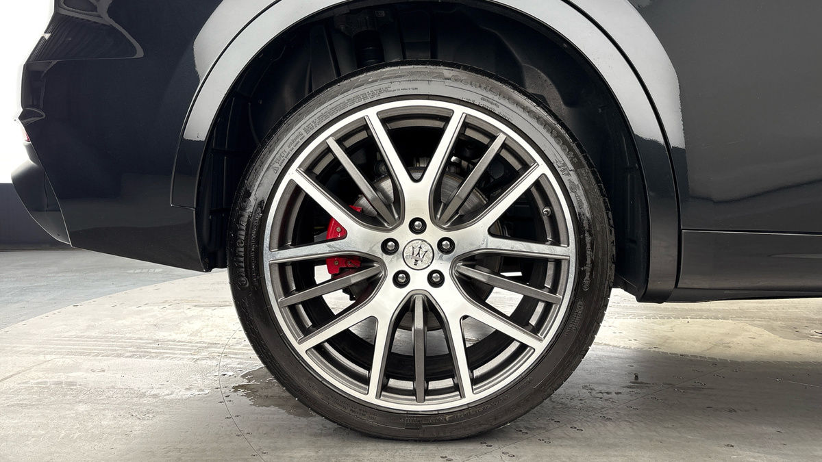 Maserati Levante Image 10
