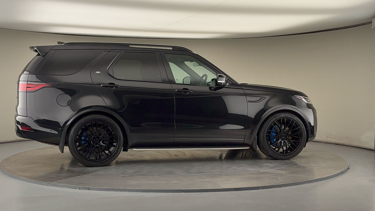 More views of Land Rover Discovery