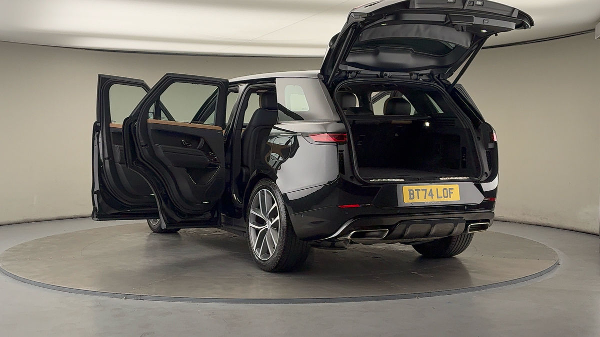 Land Rover Range Rover Sport Image 23