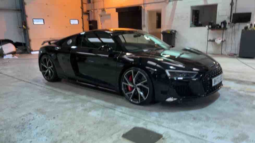 More views of Audi R8