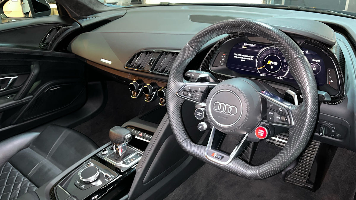 Audi R8 Image 5