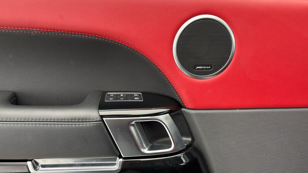 Land Rover Range Rover Sport Image 19