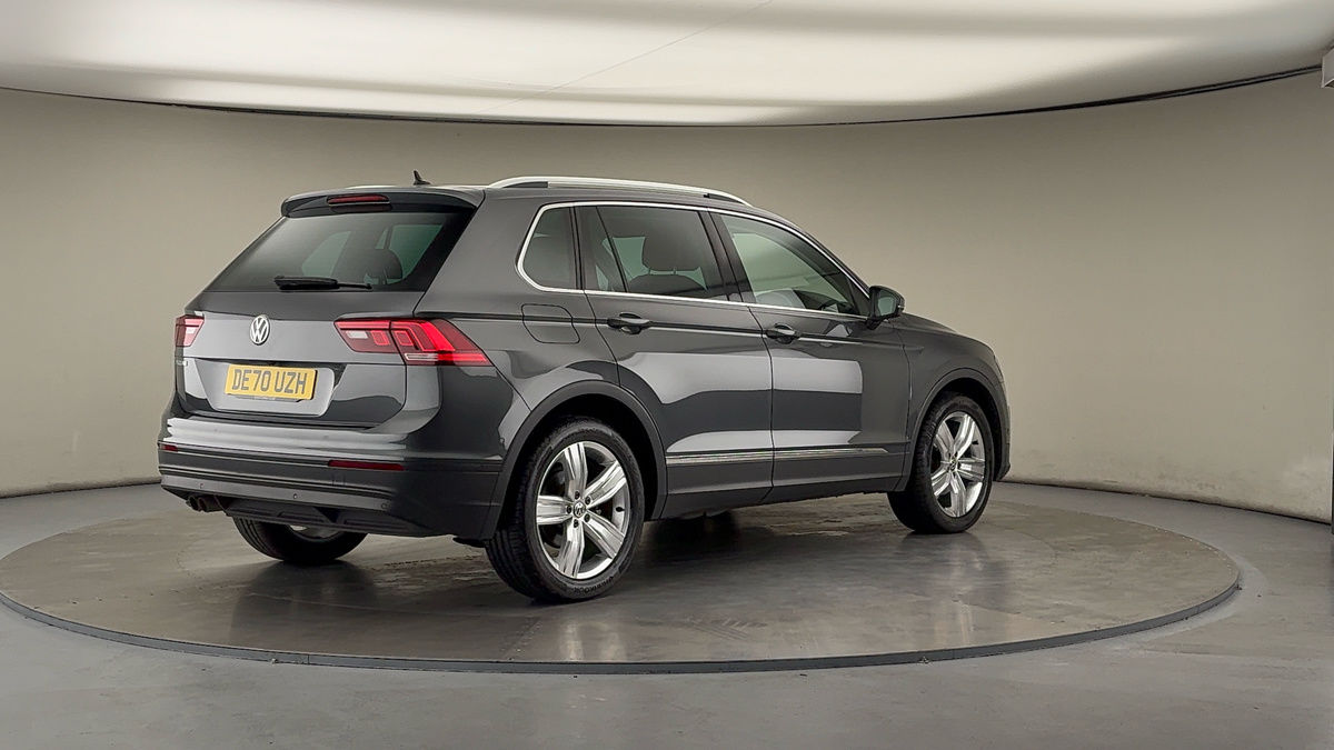Volkswagen Tiguan Image 21
