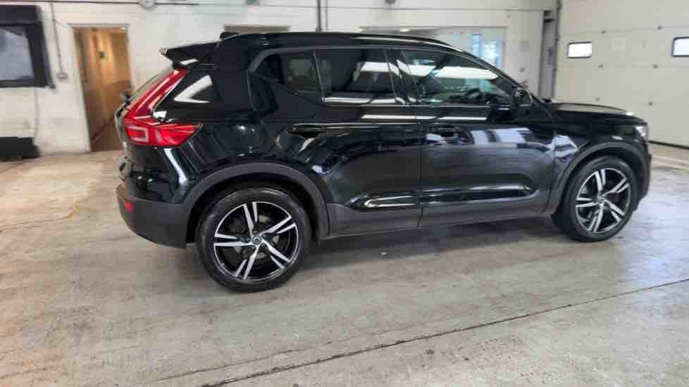 More views of Volvo XC40