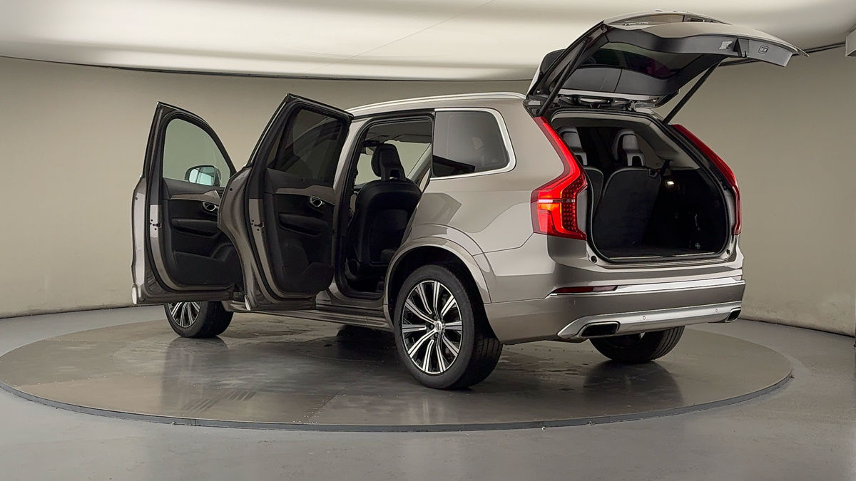 More views of Volvo XC90