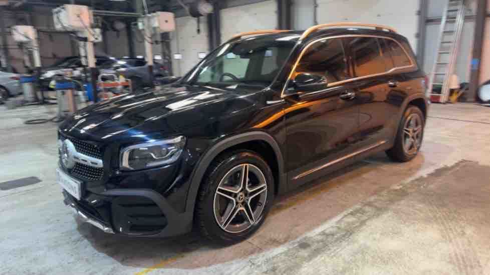 More views of Mercedes-Benz GLB