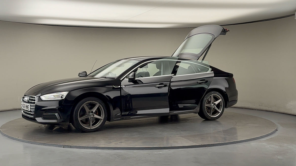 More views of Audi A5