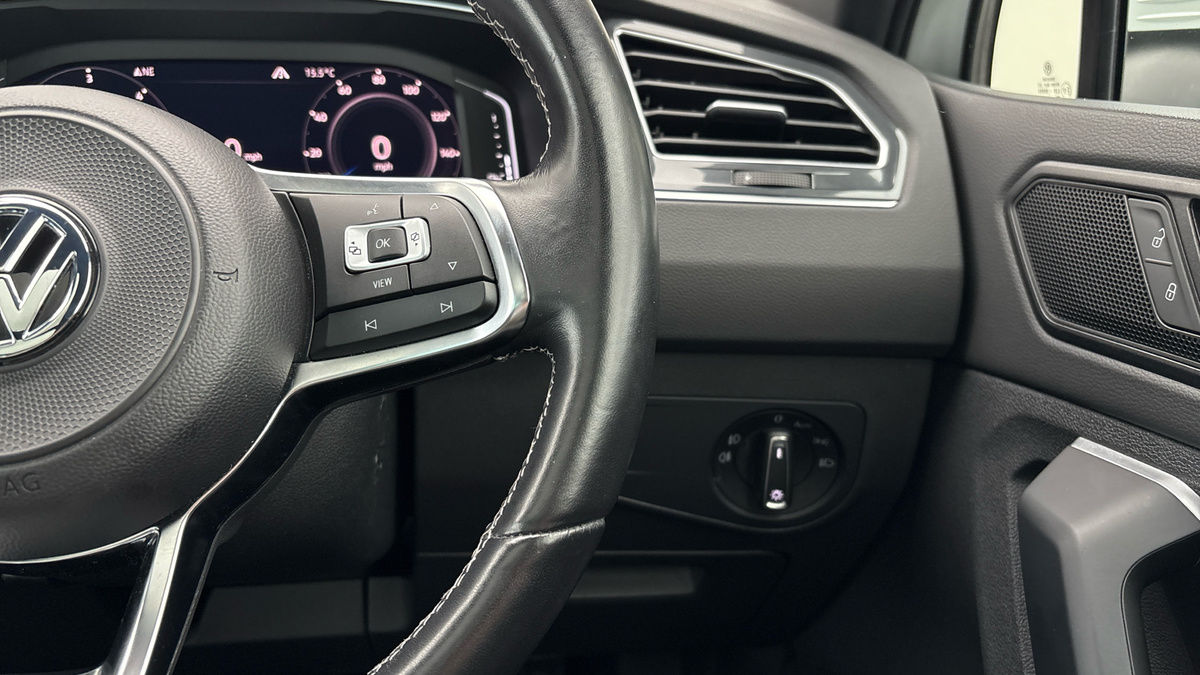 Volkswagen Tiguan Image 20