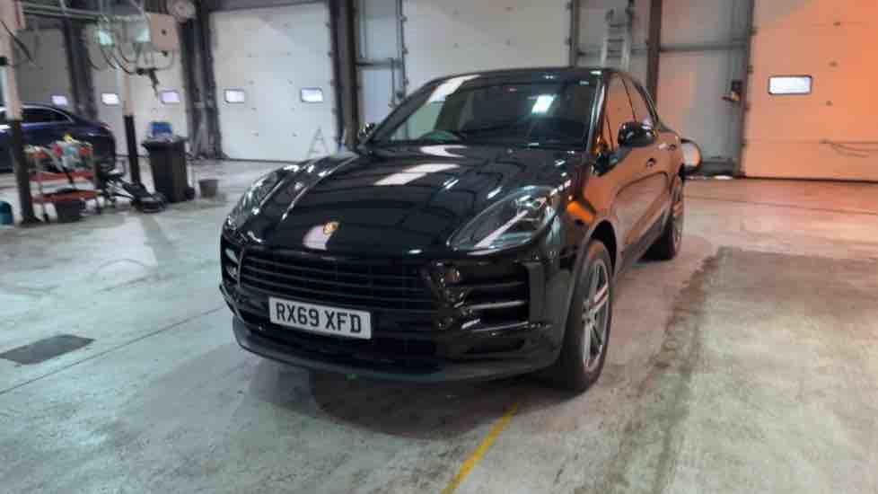 More views of Porsche Macan