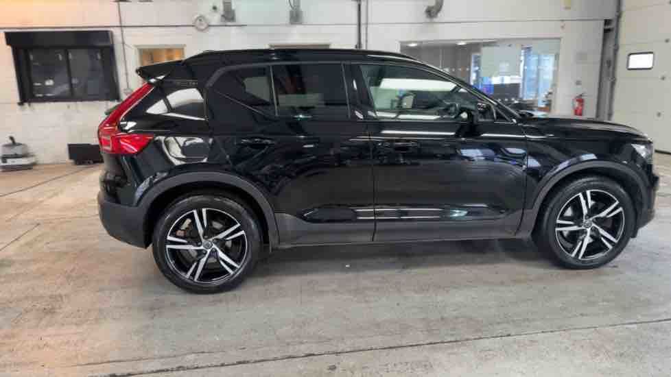 More views of Volvo XC40