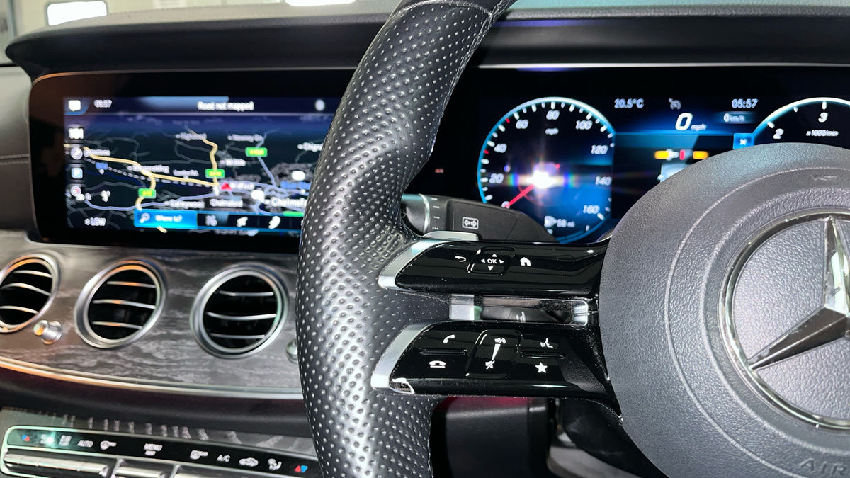 Mercedes-Benz E Class Image 13