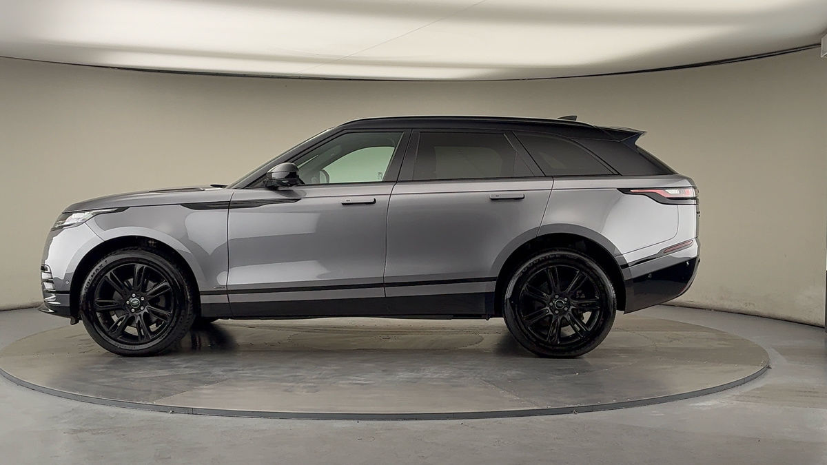 Land Rover Range Rover Velar Image 15