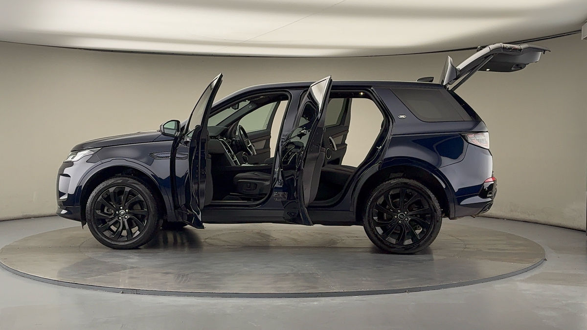 More views of Land Rover Discovery Sport