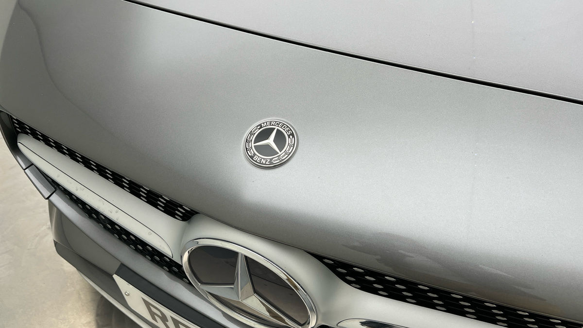 Mercedes-Benz CLA Image 24