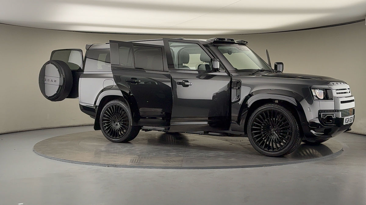More views of Land Rover Defender 130