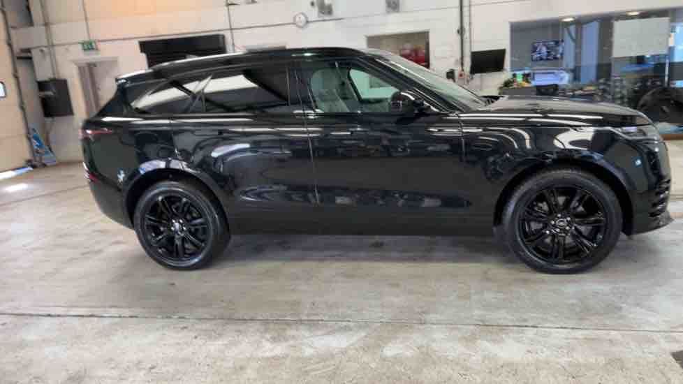 More views of Land Rover Range Rover Velar