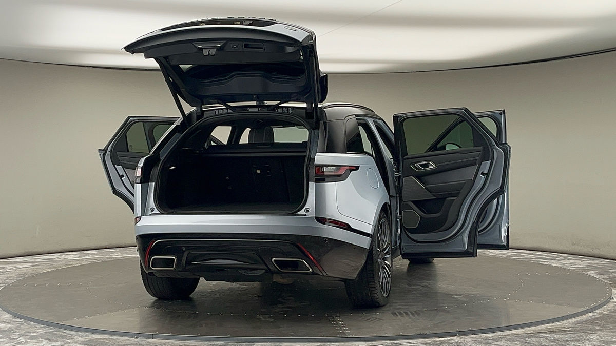 More views of Land Rover Range Rover Velar